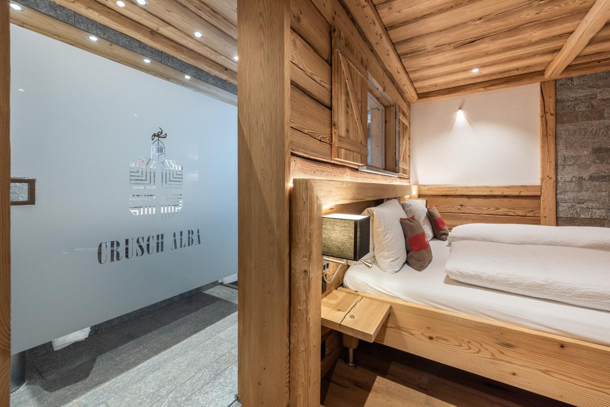 Hotel Crusch Alba Zernez Exteriör bild