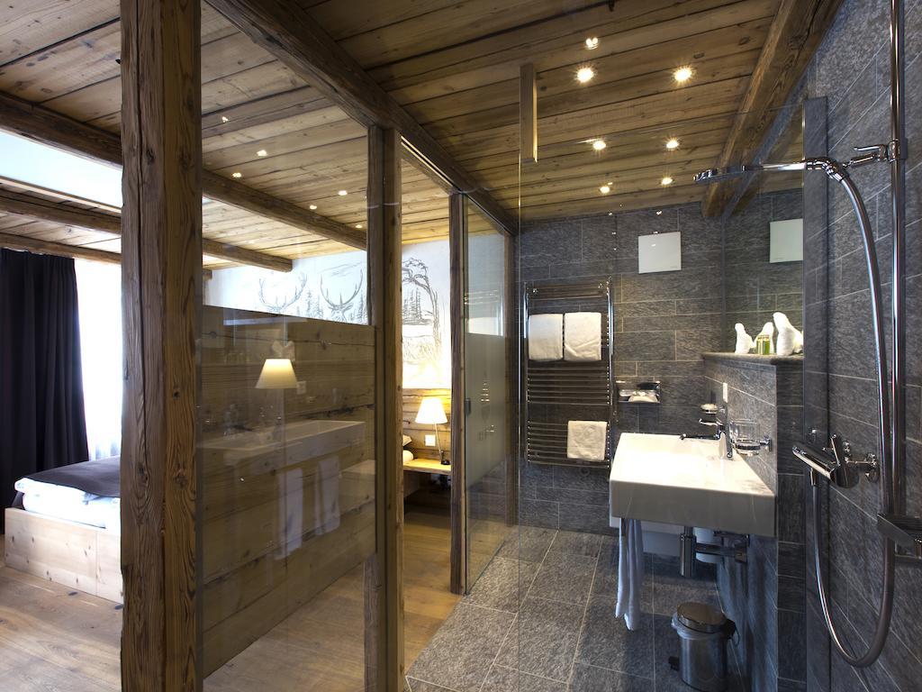 Hotel Crusch Alba Zernez Exteriör bild