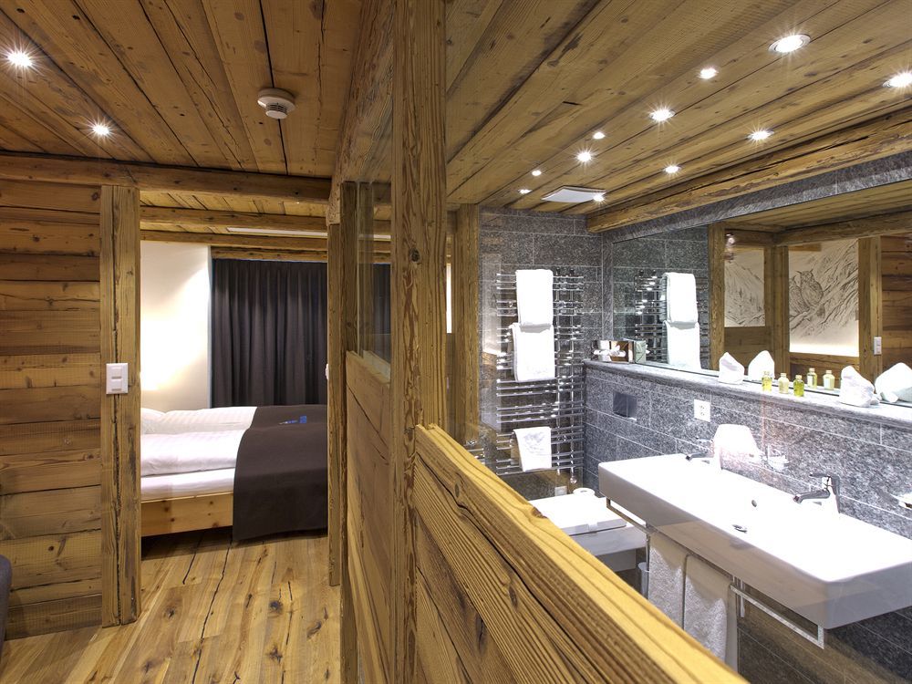 Hotel Crusch Alba Zernez Exteriör bild