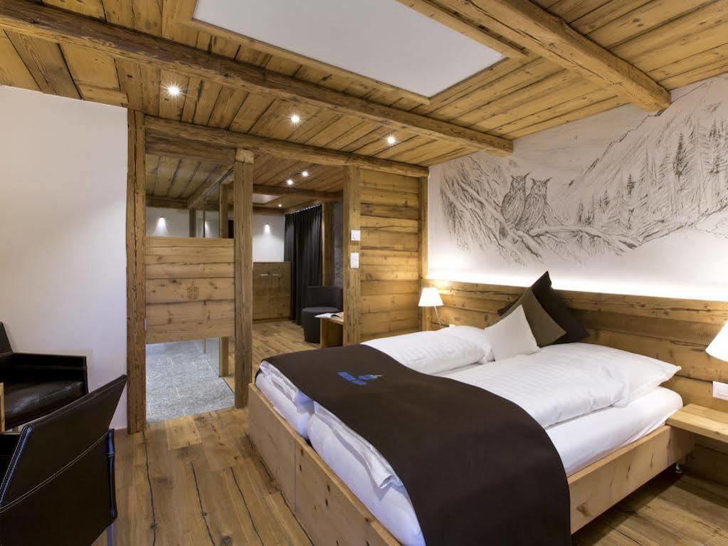 Hotel Crusch Alba Zernez Exteriör bild